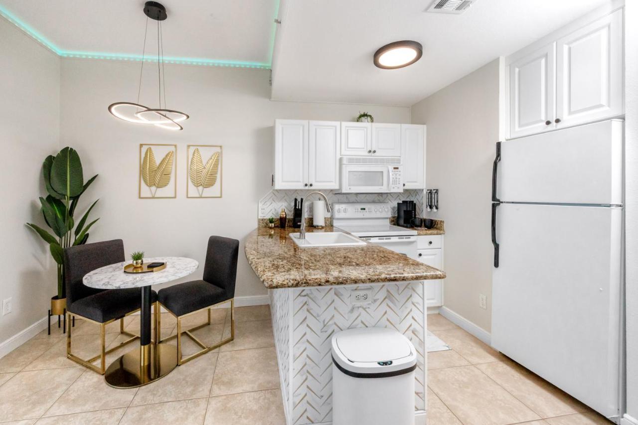 Elegant Waterfront Place For Two/Boca Ciega Resort San Petersburgo Exterior foto