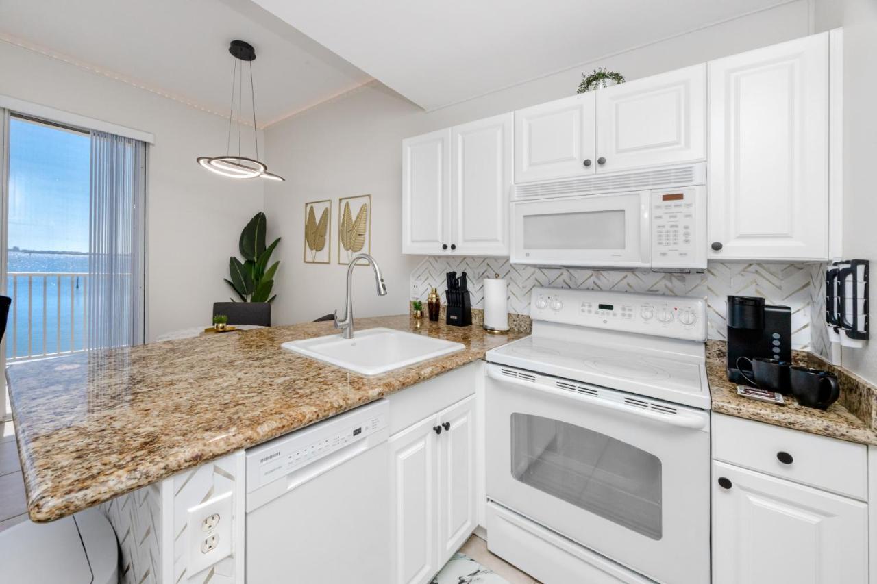 Elegant Waterfront Place For Two/Boca Ciega Resort San Petersburgo Exterior foto