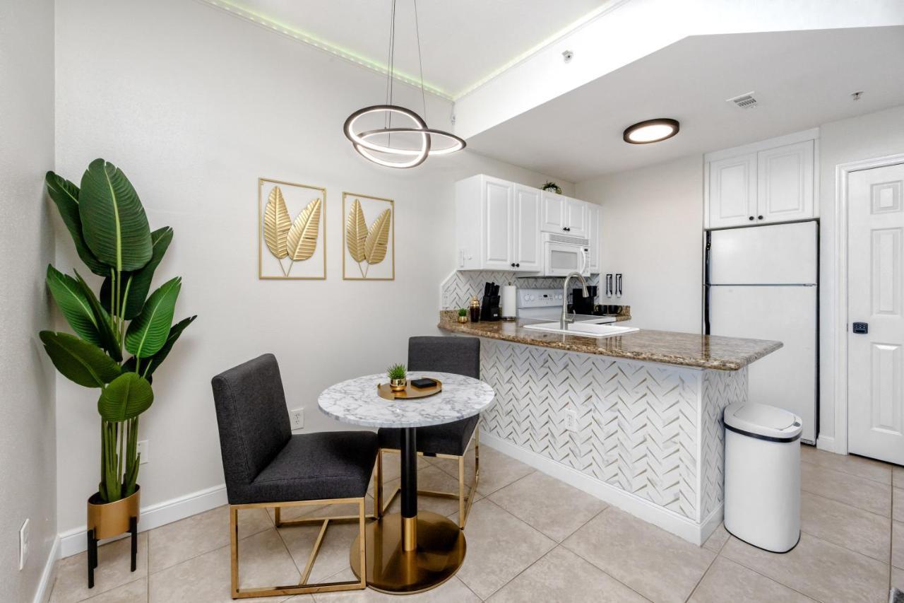 Elegant Waterfront Place For Two/Boca Ciega Resort San Petersburgo Exterior foto