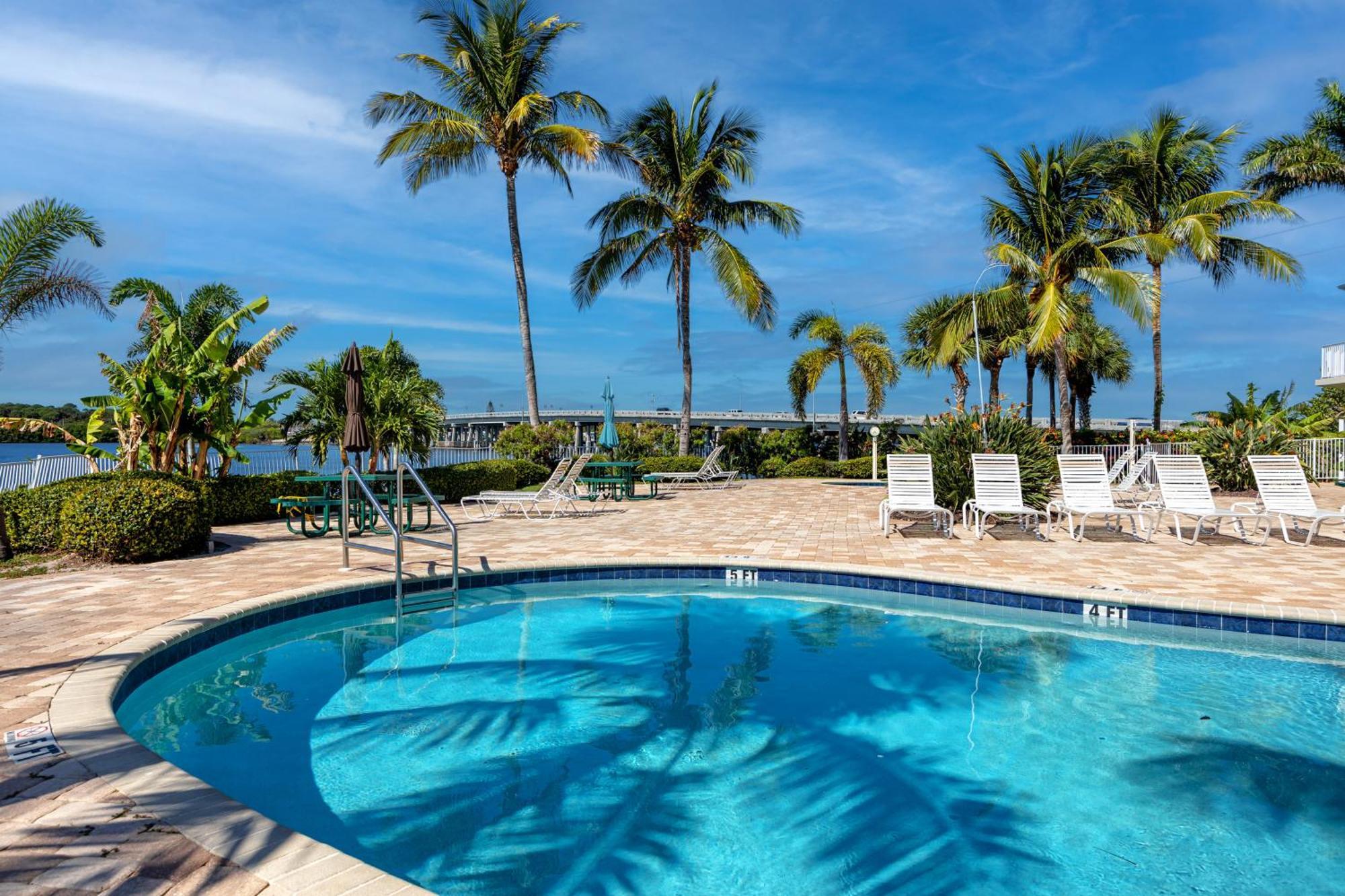 Elegant Waterfront Place For Two/Boca Ciega Resort San Petersburgo Exterior foto